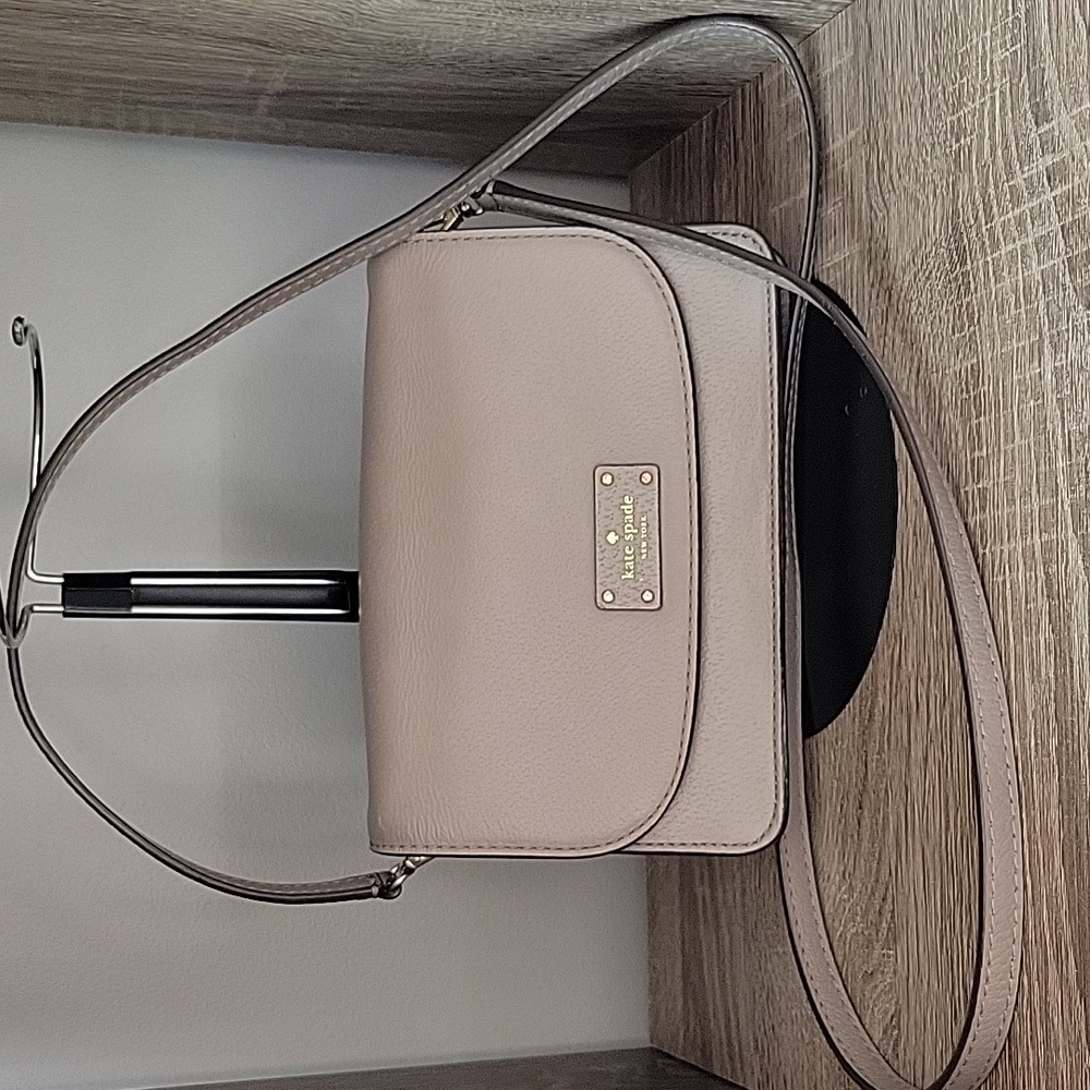 Kate Spade tan crossbody bag